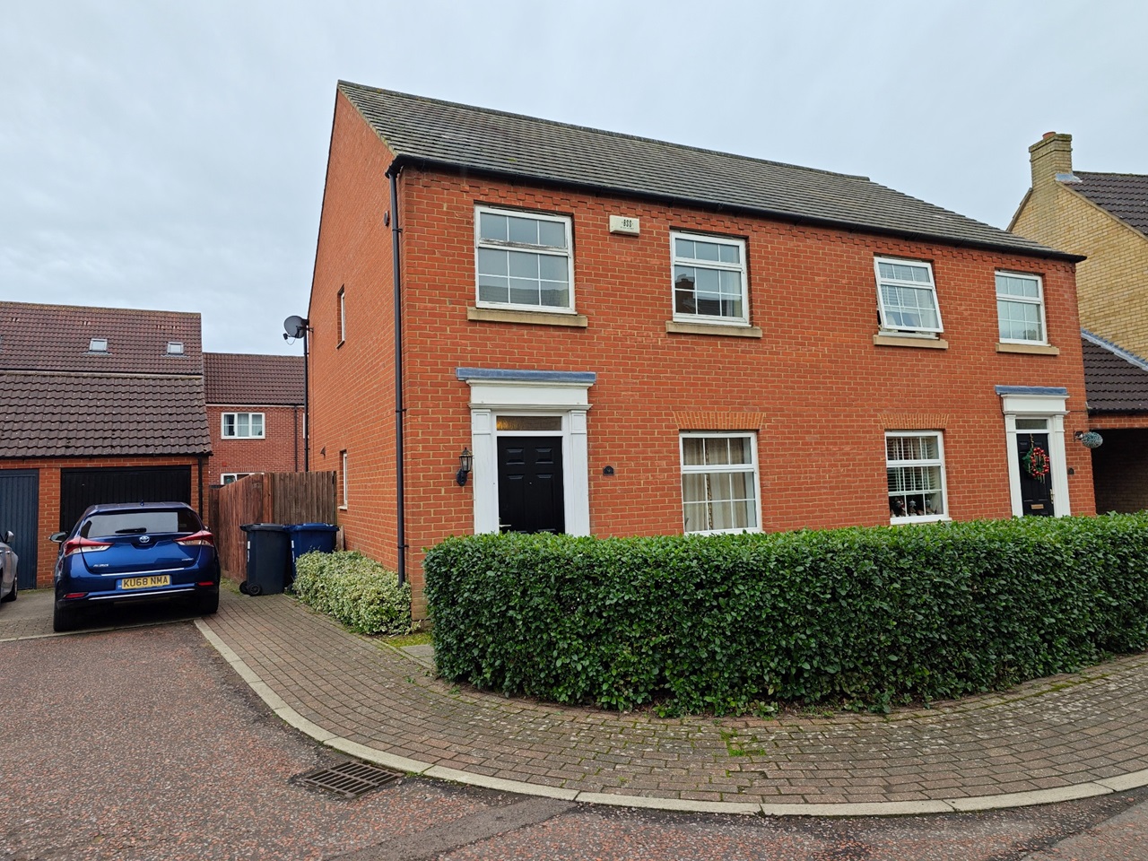 St. Neots 3 Bed SemiDetached House, Ream Close, PE19 To Rent Now for £1,420.00 p/m