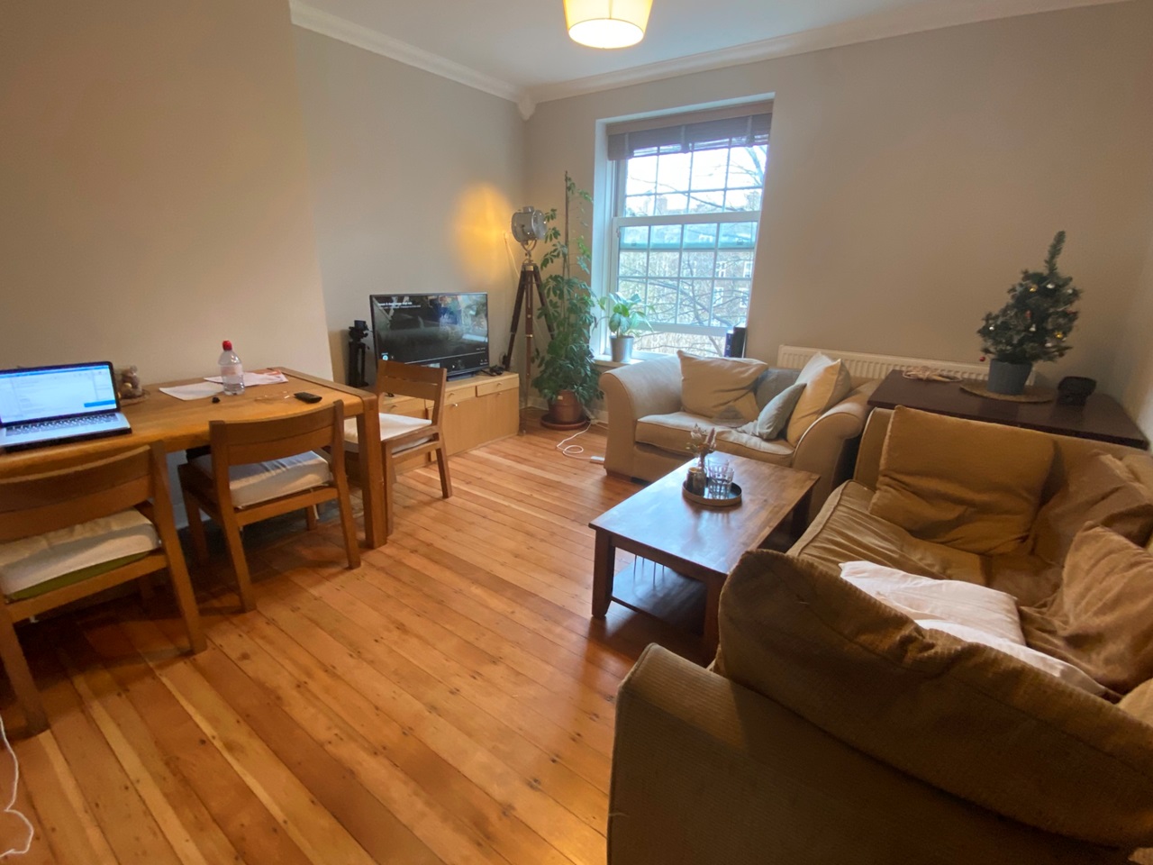 London 5 Bed Flat, Lostock House, SW8 To Rent Now for £3,800.00 p/m