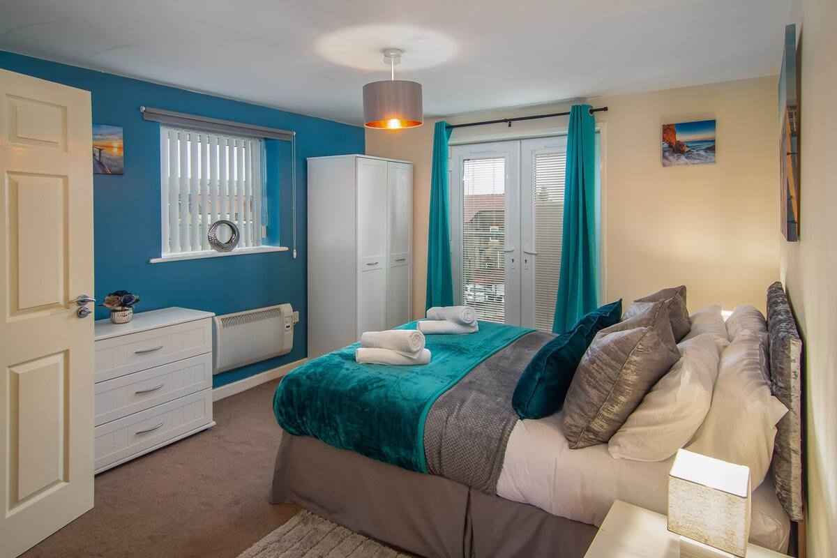 Blackpool 2 Bed Flat, Osborne Road, FY4 To Rent Now for £895.00 p/m