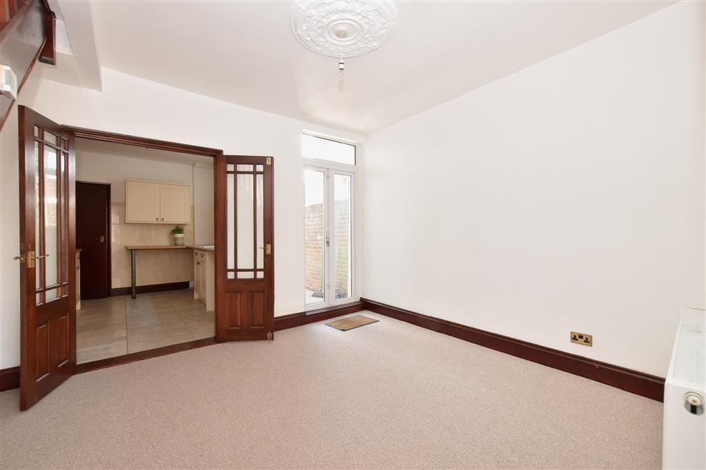 Southsea 3 Bed Terraced House, Carisbrooke Road, PO4 To Rent Now