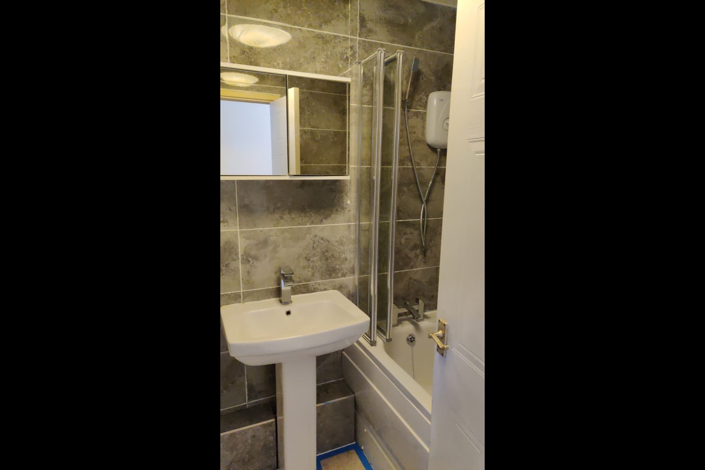 Tipton 1 Bed Flat, Brindlefields Way, DY4 To Rent Now for £675.00 p/m