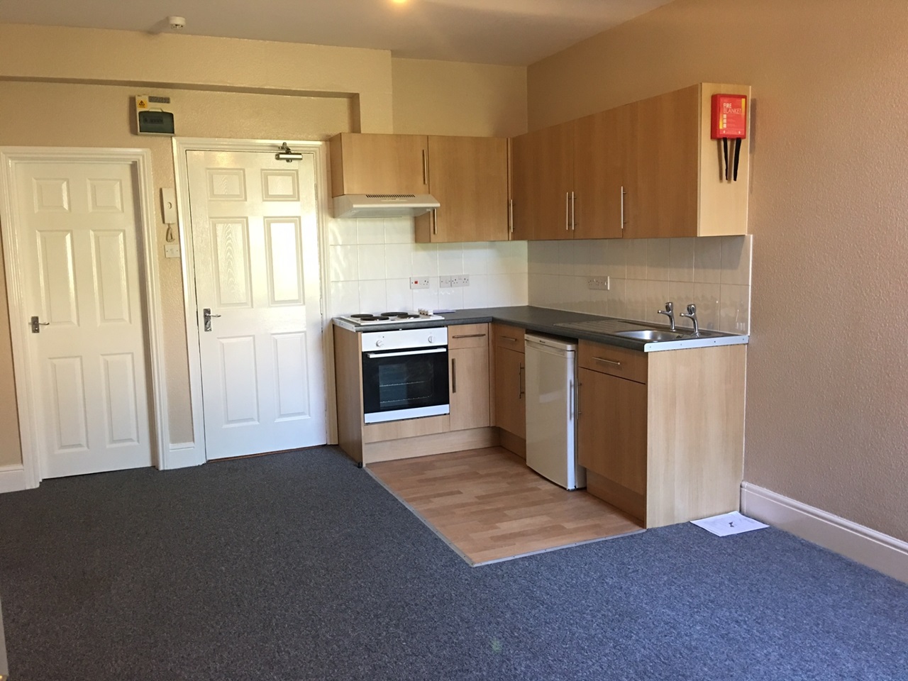 Bristol 1 Bed Flat, Redland Road, BS6 To Rent Now for £1,100.00 p/m