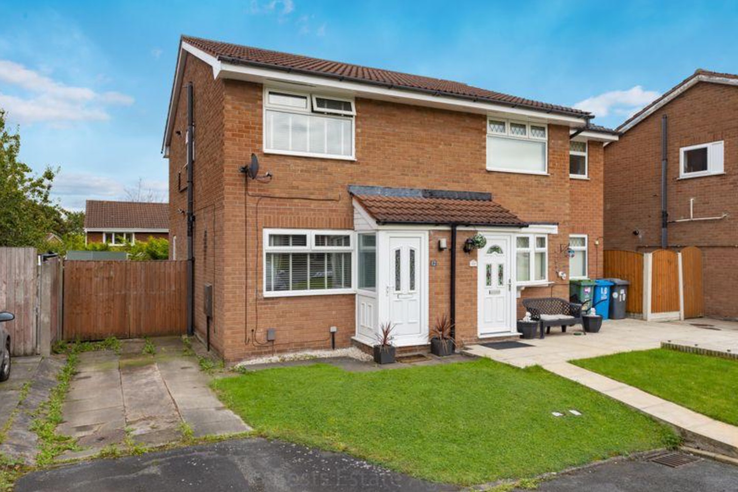 Runcorn 2 Bed SemiDetached House, Sawley Close, WA7 To Rent Now