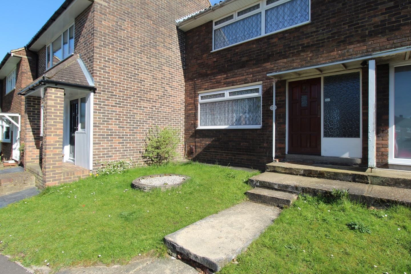Basildon 3 Bed Terraced House, Ardleigh, SS16 To Rent Now for £
