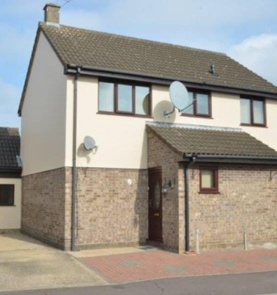 Mildenhall, Bury St. Edmunds 5 Bed Detached House, Robin Close, IP28