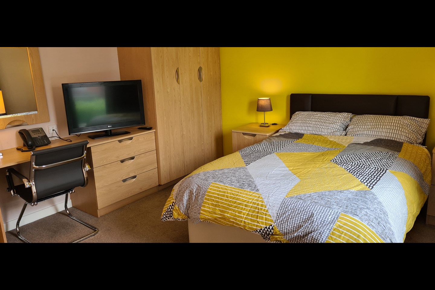 Wolverhampton Room in a Shared House, St. Judes Road West, WV6 To