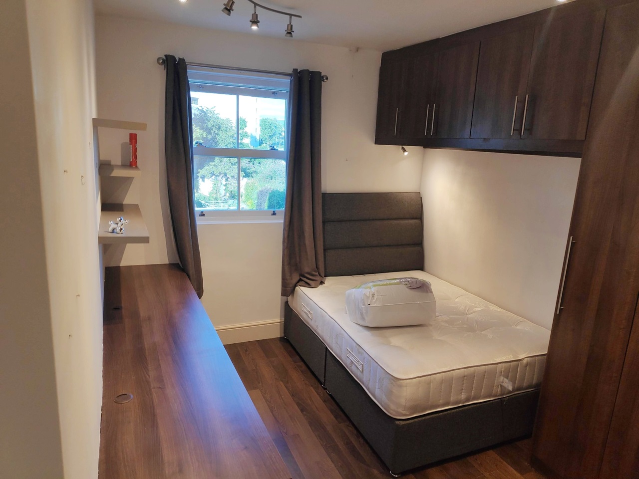 London Room in a Shared House, Dawley Road, UB3 To Rent Now for £