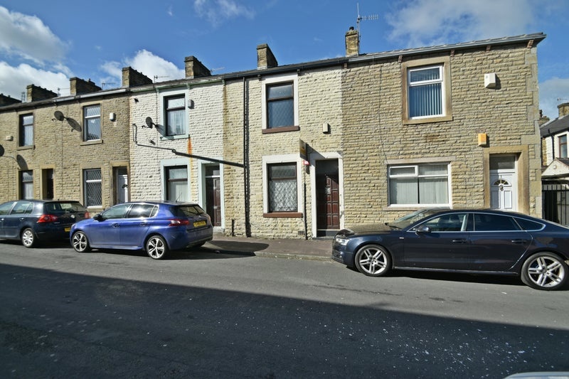 Burnley Room in a Shared House, Claughton Street, BB10 To Rent Now