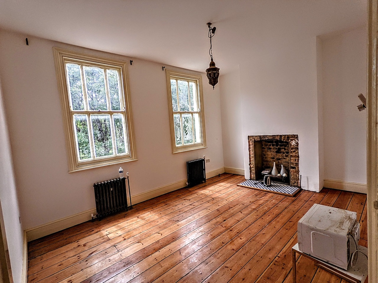 London 4 Bed Terraced House, Derbyshire Street, E2 To Rent Now for £4,900.00 p/m