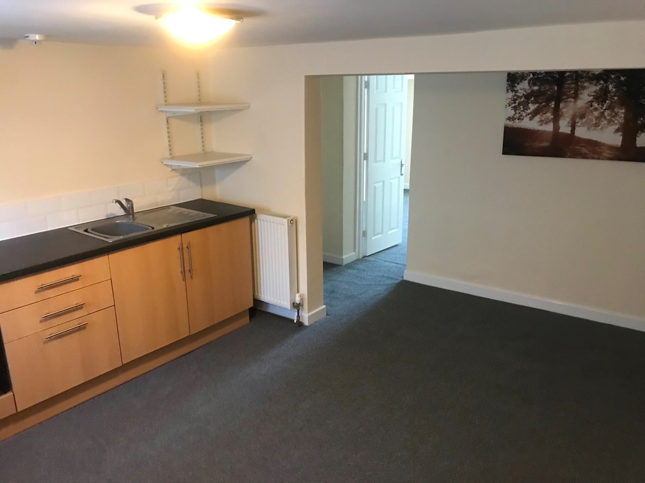 Harrogate Studio Flat, East Parade, HG1 To Rent Now for £650.00 p/m