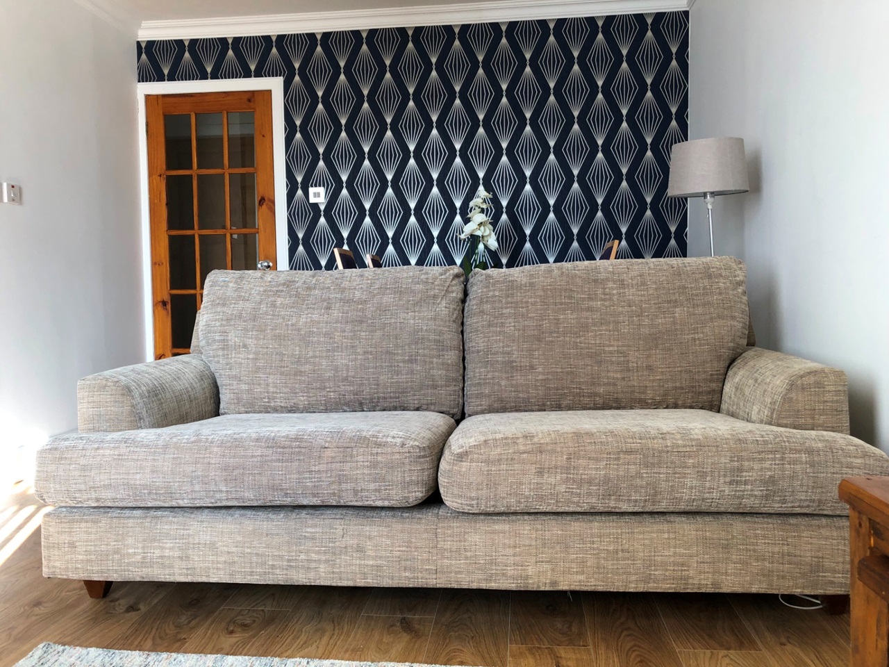 Kirkliston 2 Bed Flat, Queensferry Road, EH29 To Rent Now for £750.