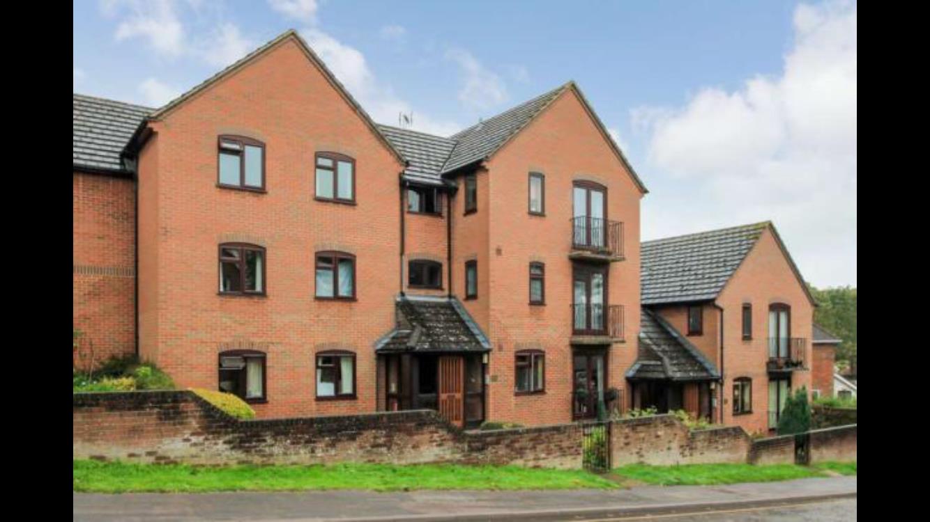 Tring Room in a Shared Flat, Western Road, HP23 To Rent Now for £