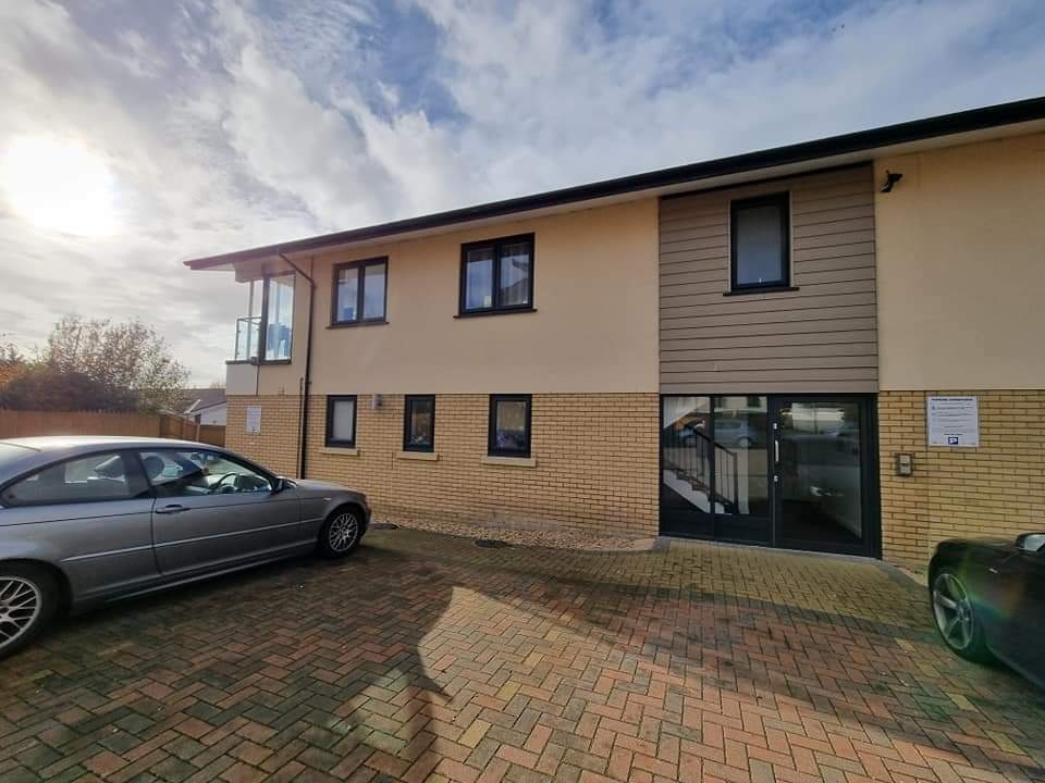 Stanground, Peterborough 2 Bed Flat, Stonehouse Court, PE2 To Rent