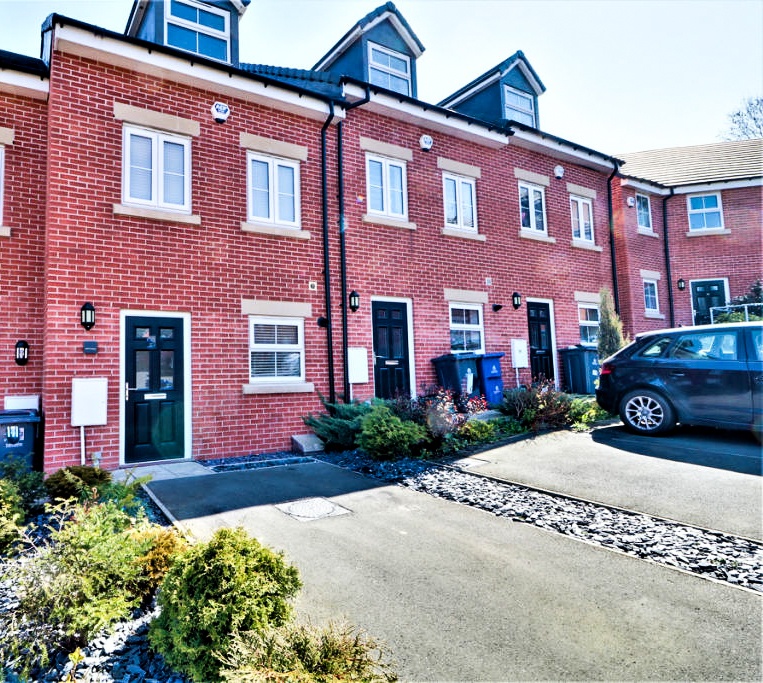 Denaby Main, Doncaster 3 Bed Terraced House, Harper Rise, DN12 To