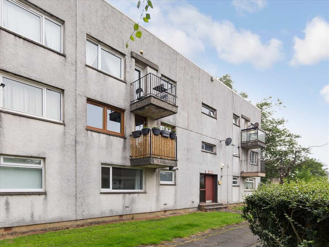 East Kilbride, Glasgow 1 Bed Flat, Glen More, G74 To Rent Now for £