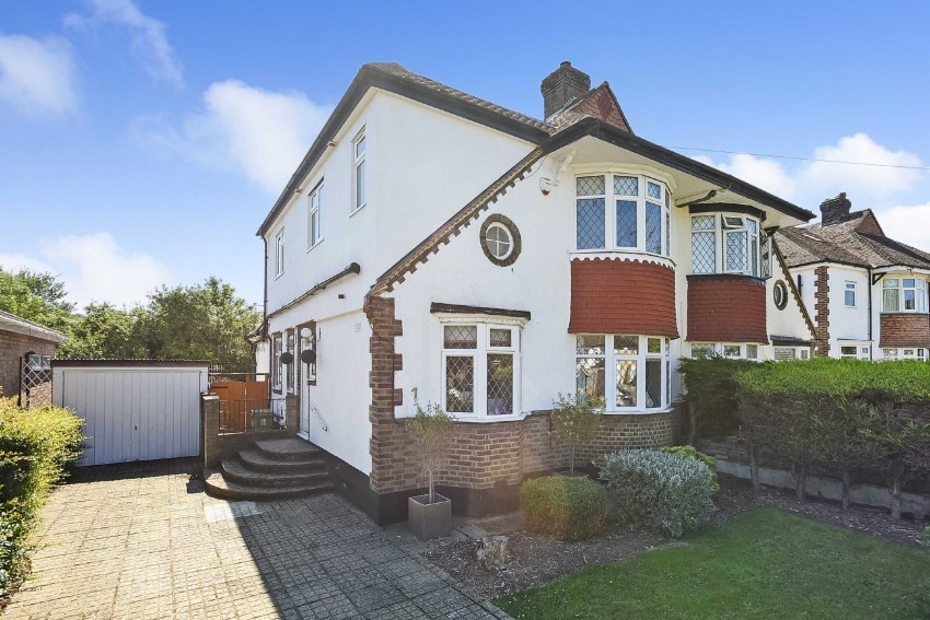 West Wickham 4 Bed SemiDetached House, South Walk, BR4 To Rent Now