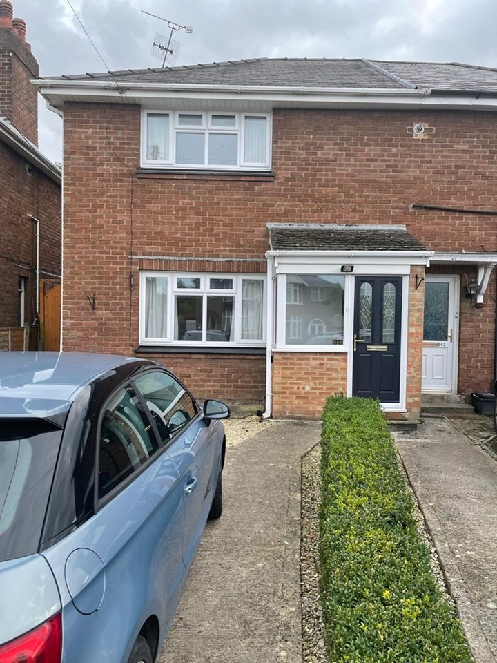 Swindon 3 Bed SemiDetached House, Perrys Lane, SN4 To Rent Now for