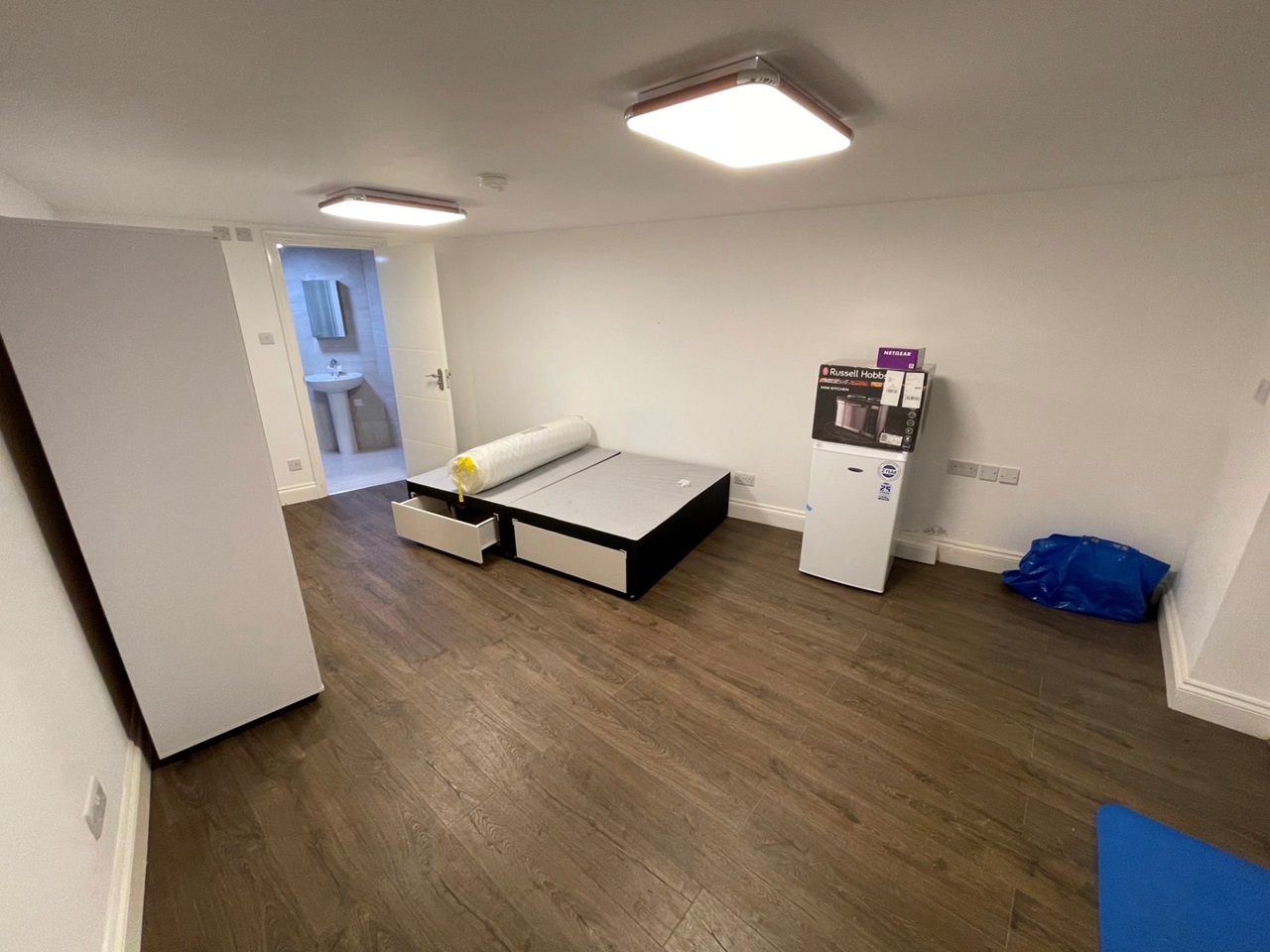 London Studio Flat, Dollis Hill, NW2 To Rent Now for £1,100.00 p/m