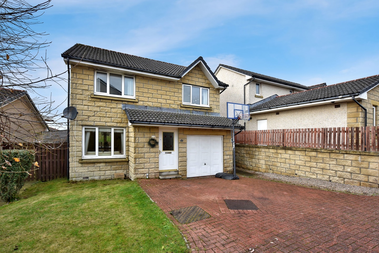 Elrick, Westhill 4 Bed Detached House, Carnie Drive, AB32 To Rent