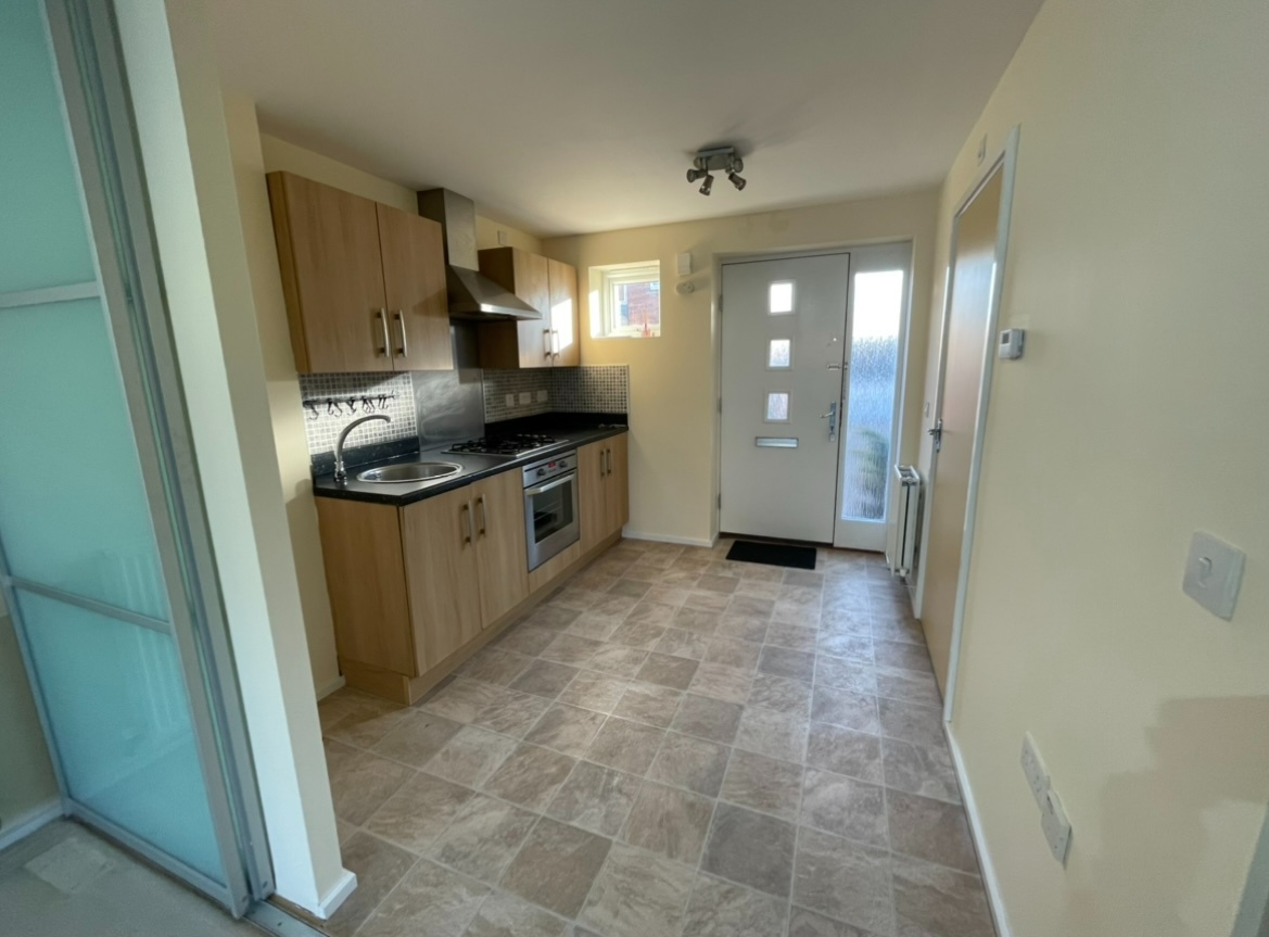 Kingswood, Hull 2 Bed Terraced House, Sandwell Park, HU7 To Rent