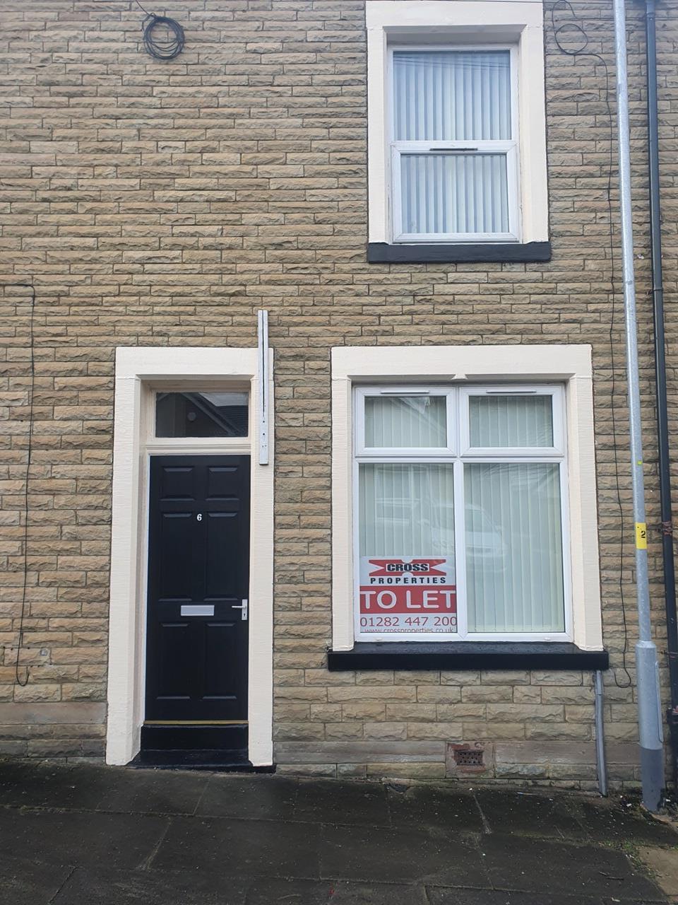 Brierfield, Nelson 2 Bed Terraced House, Veevers Street, BB9 To