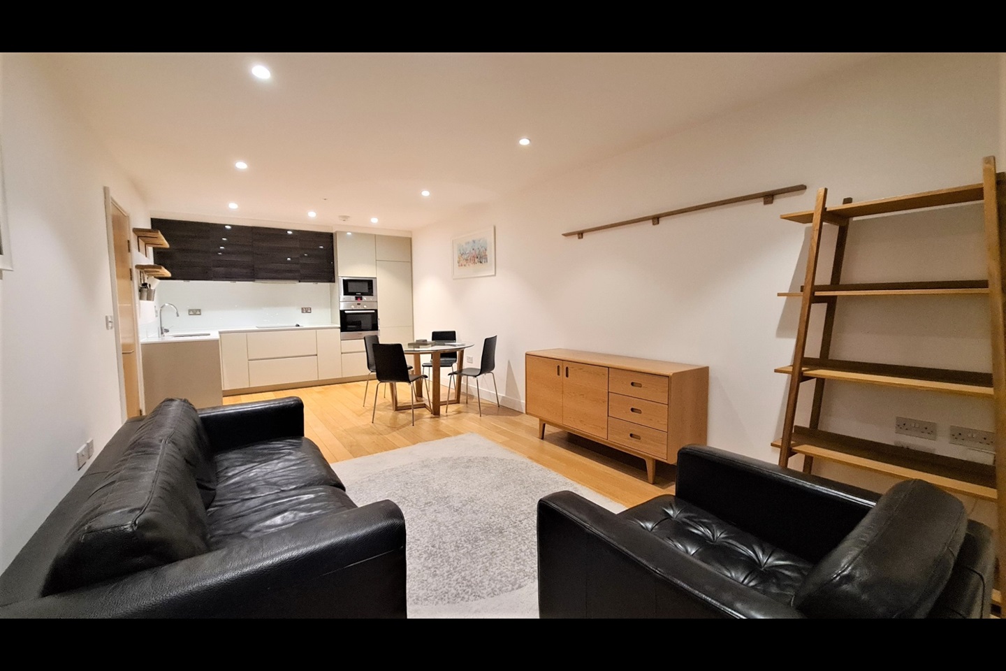 London 2 Bed Flat, Barking Road, E16 To Rent Now for £1,850.00 p/m