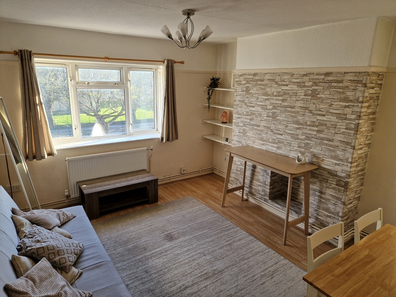 Dagenham 1 Bed Flat, Longbridge Road, RM8 To Rent Now for £1,050.00 p/m