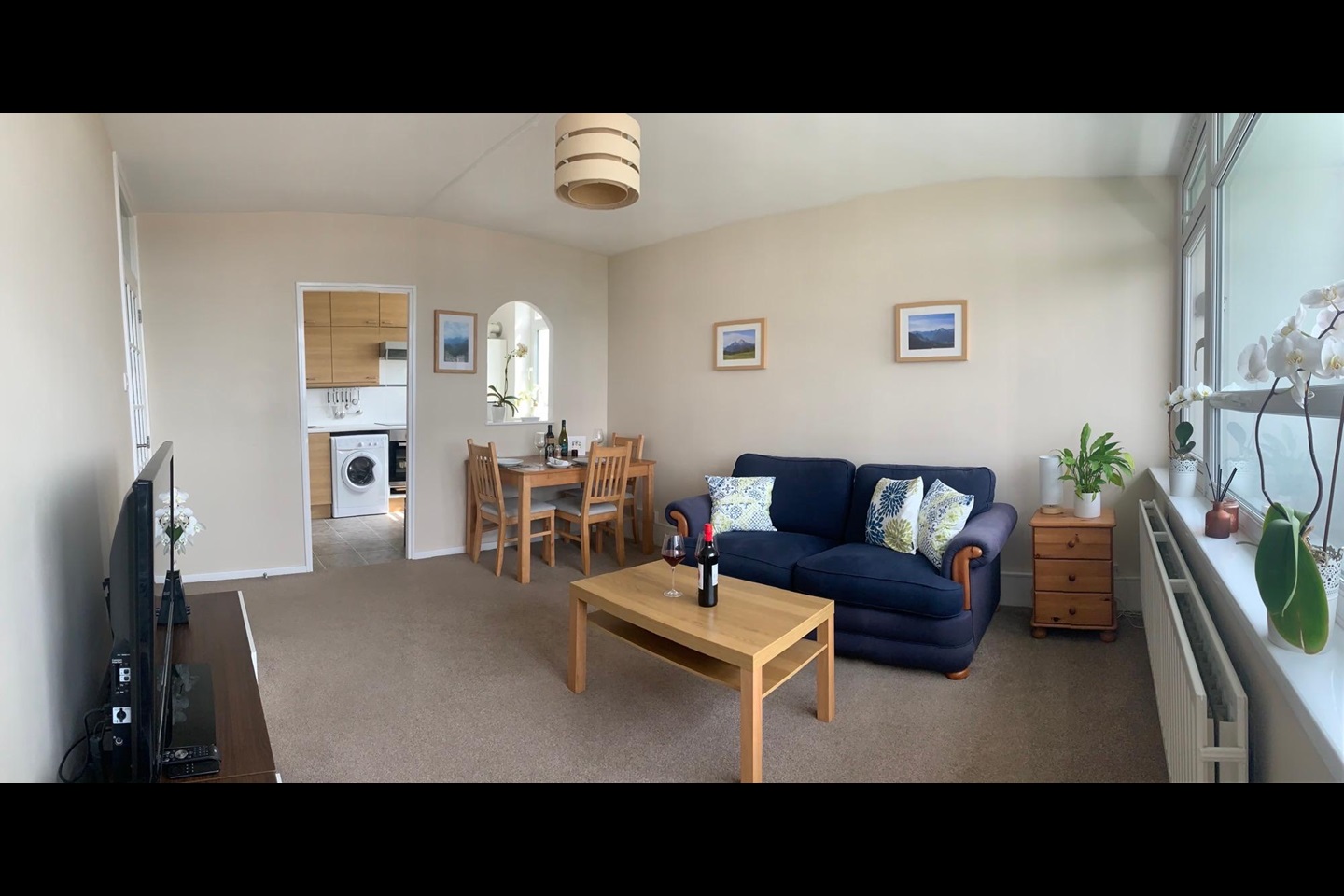 London Room in a Shared Flat, Bisley House, SW19 To Rent Now for £