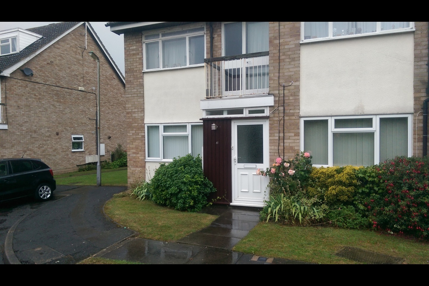 Bushey 1 Bed Harriet Way, WD23 To Rent Now for £1,200.