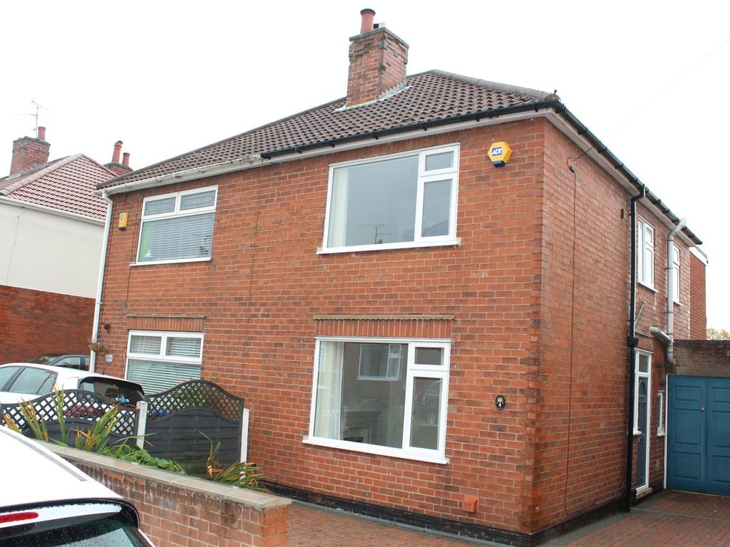 KirkbyInAshfield, Nottingham 3 Bed SemiDetached House, Seagrave