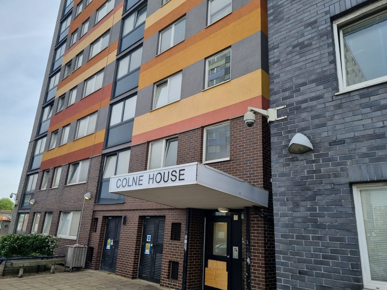 Barking 2 Bed Flat, Colne House, IG11 To Rent Now for £1,000.00 p/m