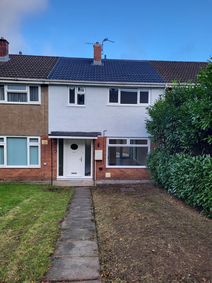 Fairwater, Cwmbran 3 Bed Terraced House, Dinas Path, NP44 To Rent