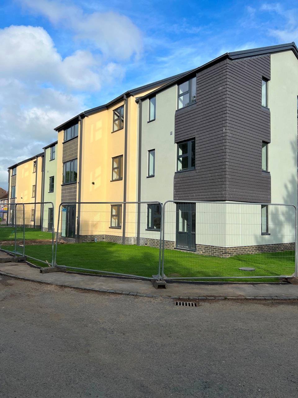 Marston, Oxford 3 Bed Flat, Salford Road, OX3 To Rent Now for £