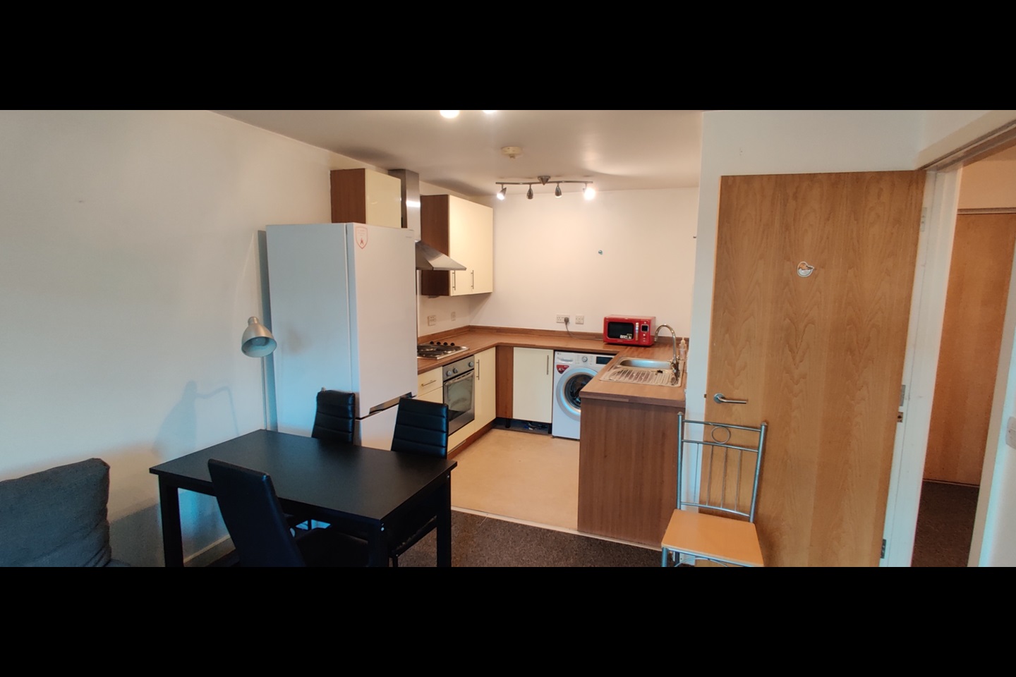 Coventry 1 Bed Flat, Beauchamp House, CV1 To Rent Now for £875.00 p/m