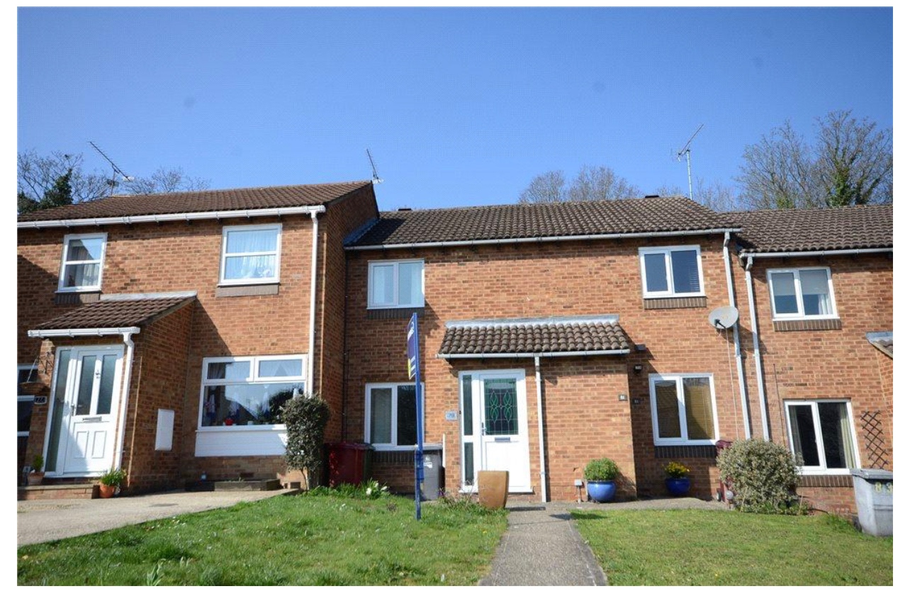 Tilehurst, Reading 2 Bed Terraced House, Wealden Way, RG30 To Rent