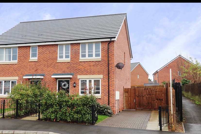 Northampton Room in a Shared House, Bective Road, NN2 To Rent Now