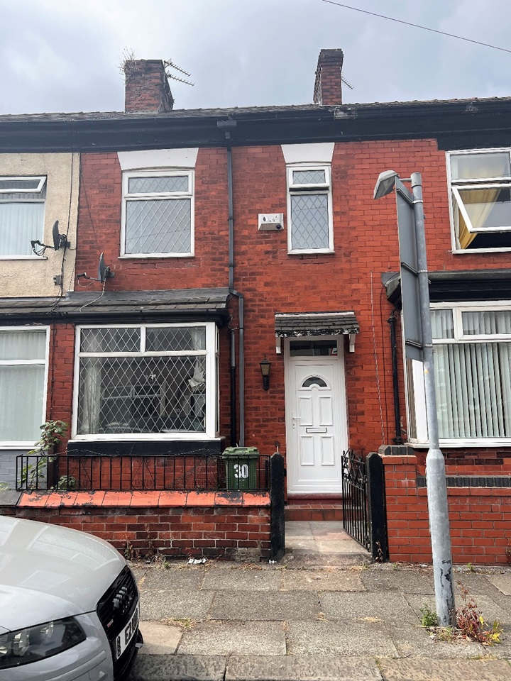 Droylsden, Manchester 2 Bed Terraced House, Holly Street, M43 To