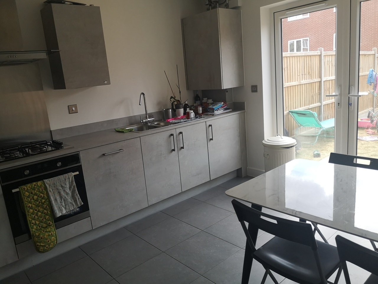 London Room in a Shared House, Chigwell, IG7 To Rent Now for £606.67 p/m