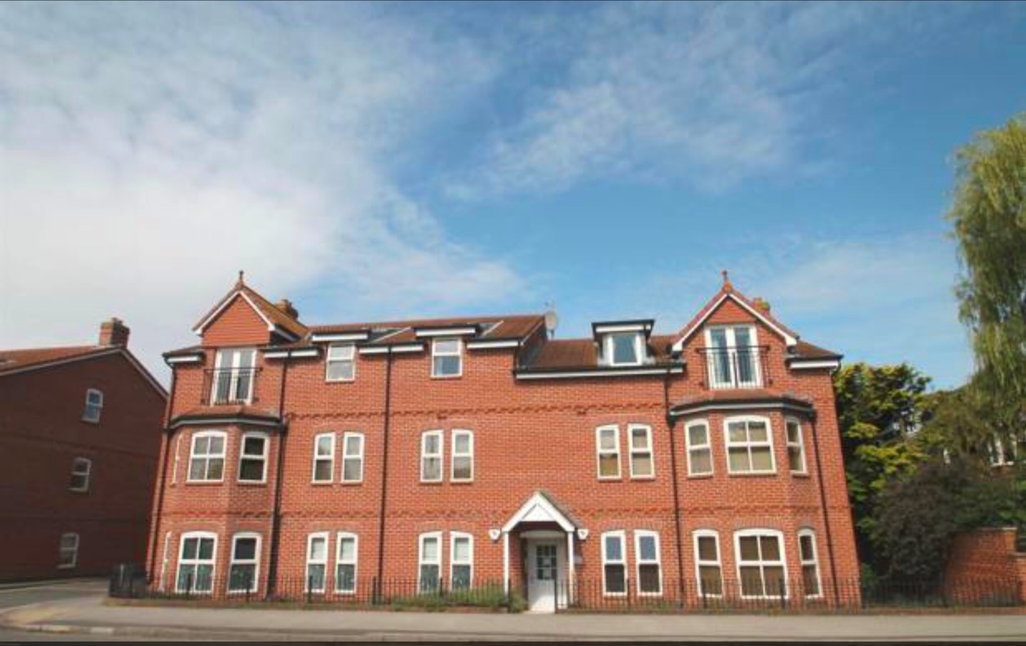 Dringhouses, York 2 Bed Flat, Tadcaster Road, YO24 To Rent Now for