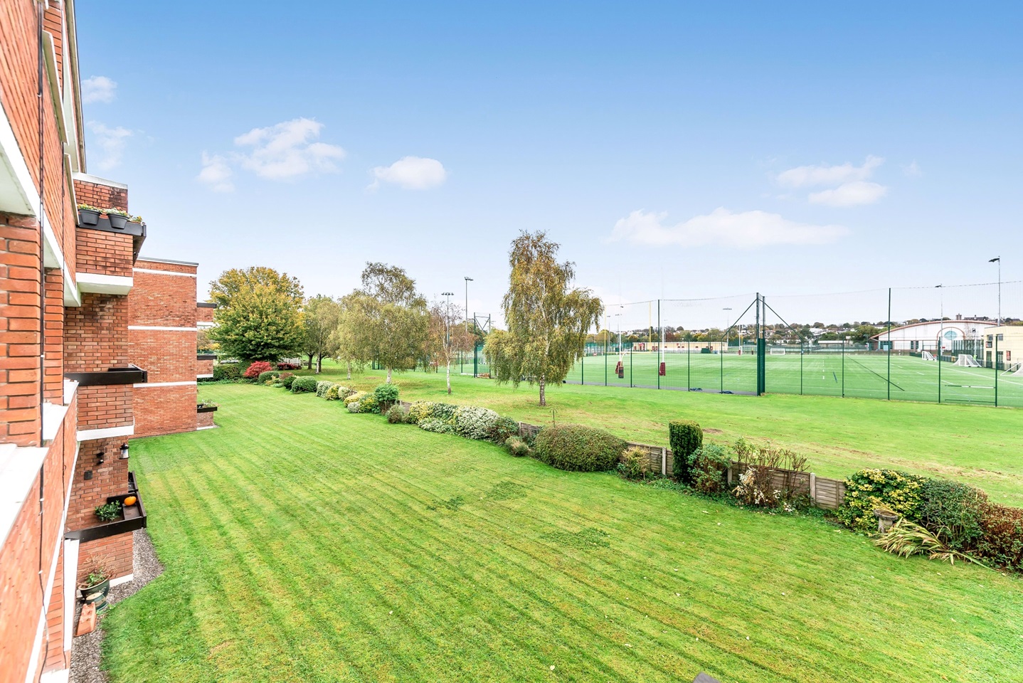 Bristol 2 Bed Flat, Rayleigh Road, BS9 To Rent Now for £1,400.00 p/m