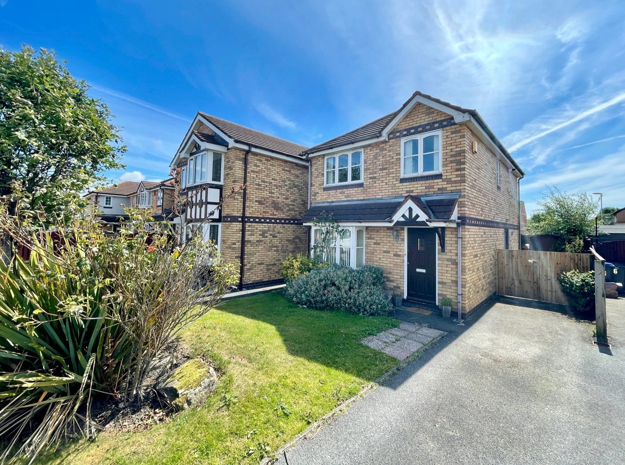 Blackpool 3 Bed Detached House, Honeysuckle Place, FY2 To Rent Now for £900.00 p/m