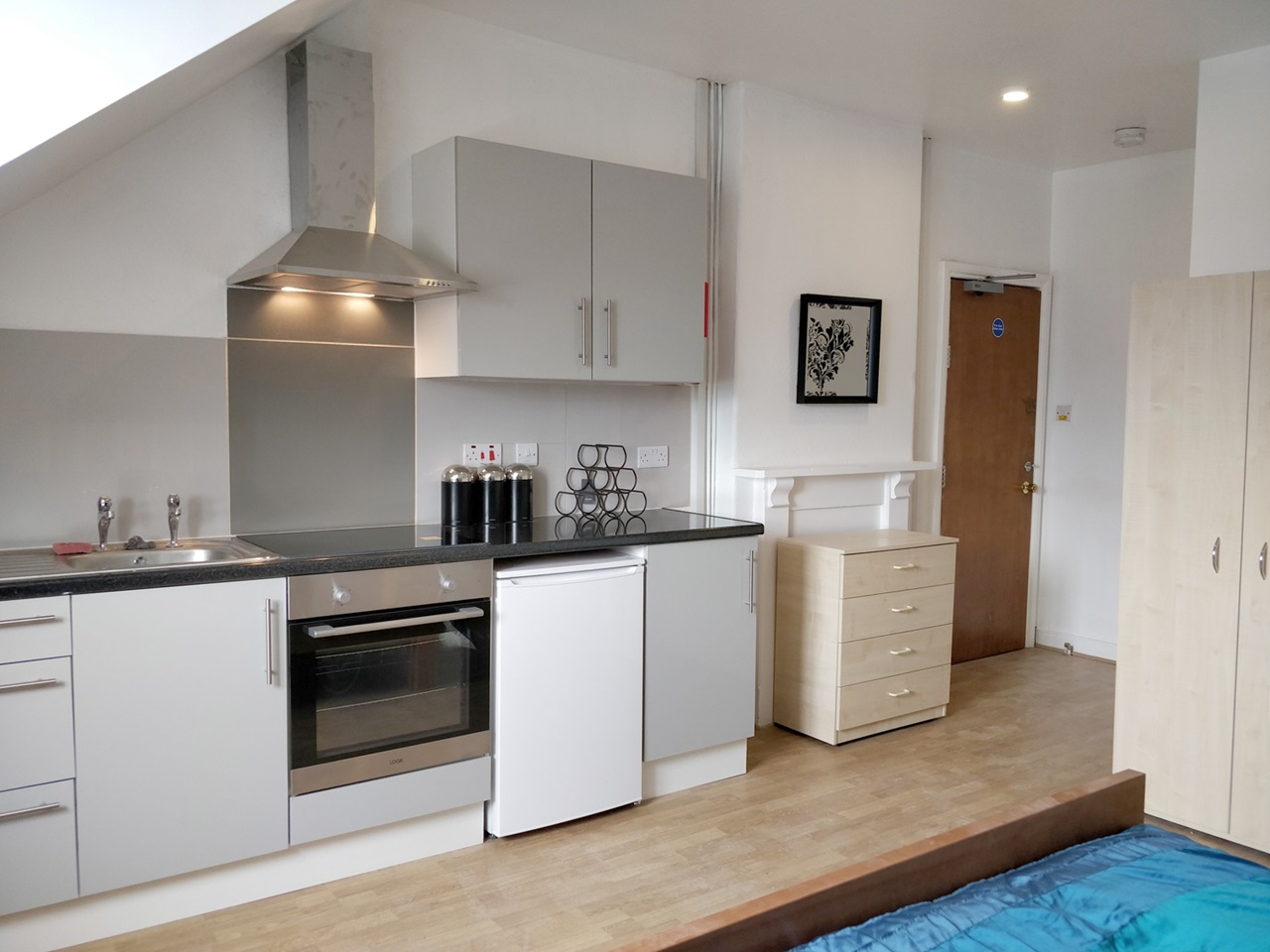 Worcester Studio Flat, Comer Gardens, WR2 To Rent Now for £695.00 p/m