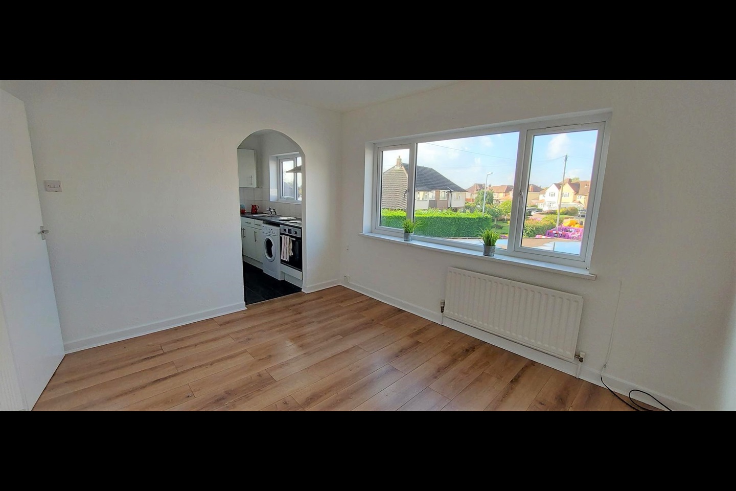 Cannock 1 Bed Flat, South Close, WS11 To Rent Now for £495.00 p/m