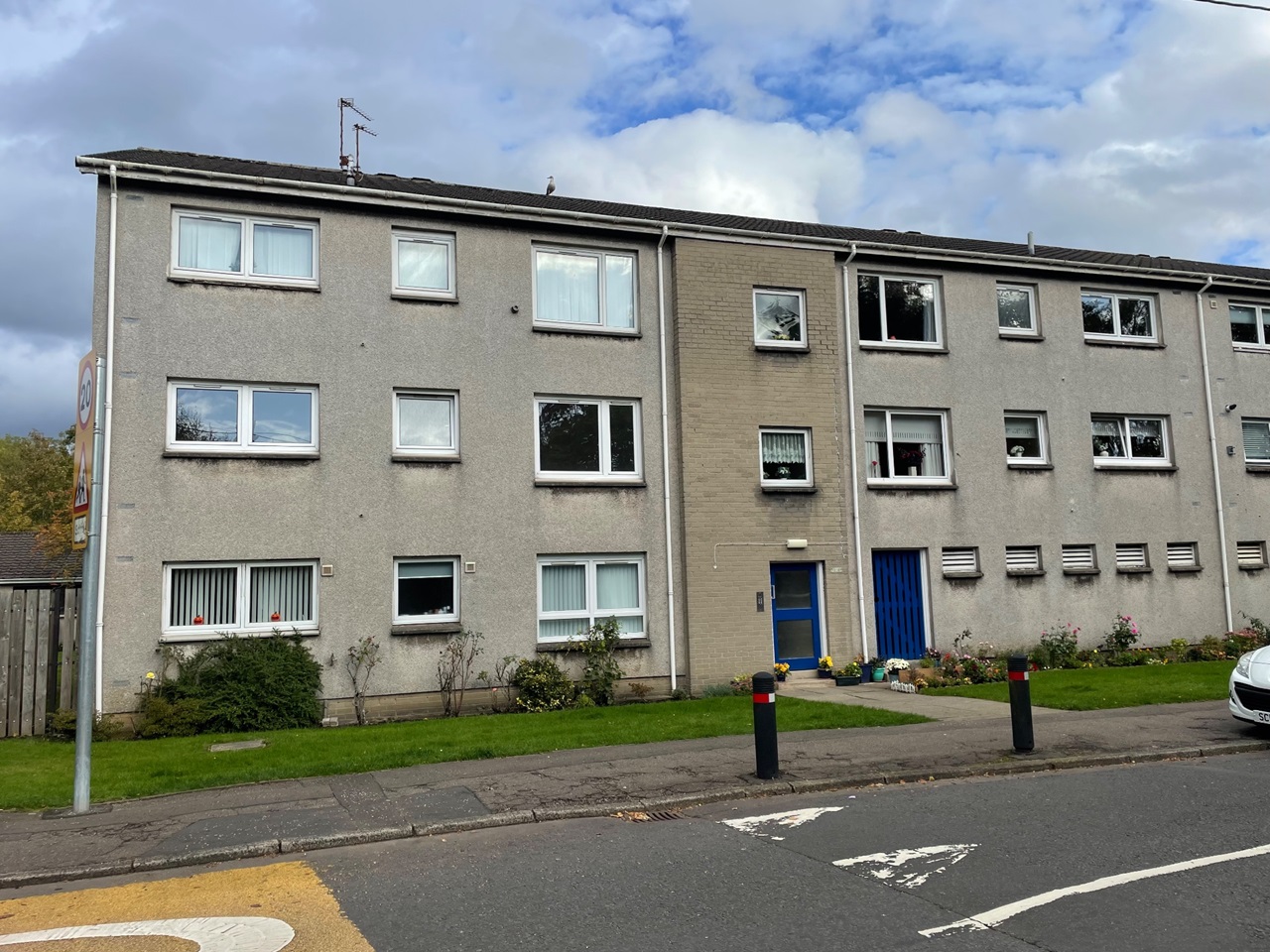 Uddingston, Glasgow 2 Bed Flat, North British Road, G71 To Rent Now