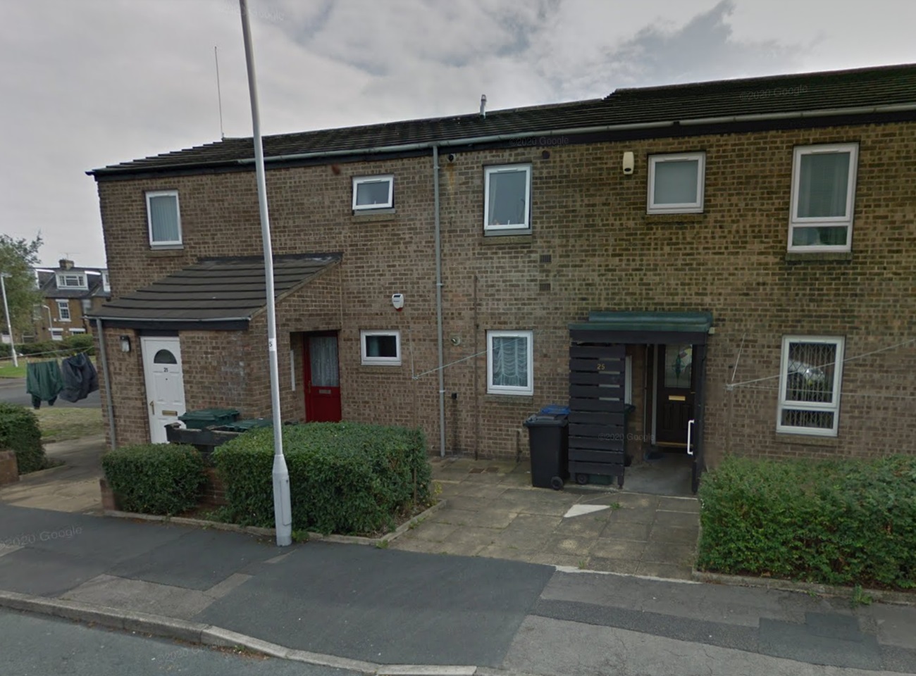 Bradford 2 Bed Flat, Montague Street, BD5 To Rent Now for £700.00 p/m