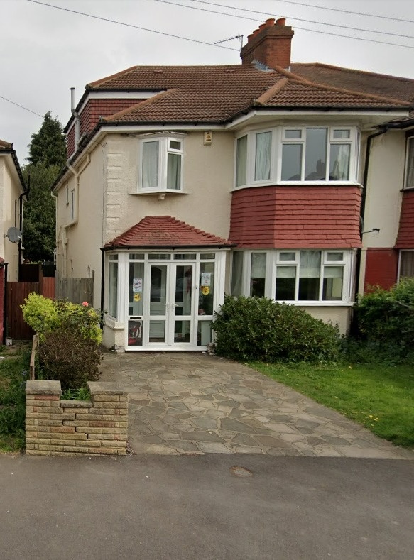 West Wickham 4 Bed SemiDetached House, Hawkhurst Way, BR4 To Rent