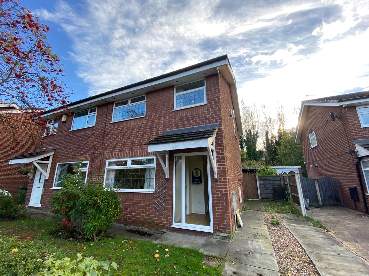 Timperley, Altrincham 3 Bed SemiDetached House, Threshfield Drive