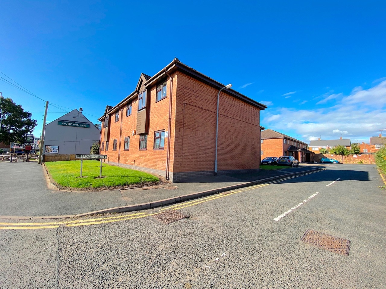 Staffordshire 1 Bed Flat, Codsall, WV8 To Rent Now for £725.00 p/m