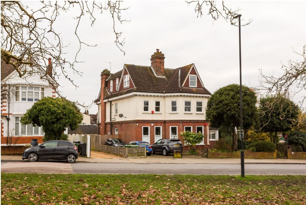 London 2 Bed Flat, Streatham Common South, SW16 To Rent Now for £