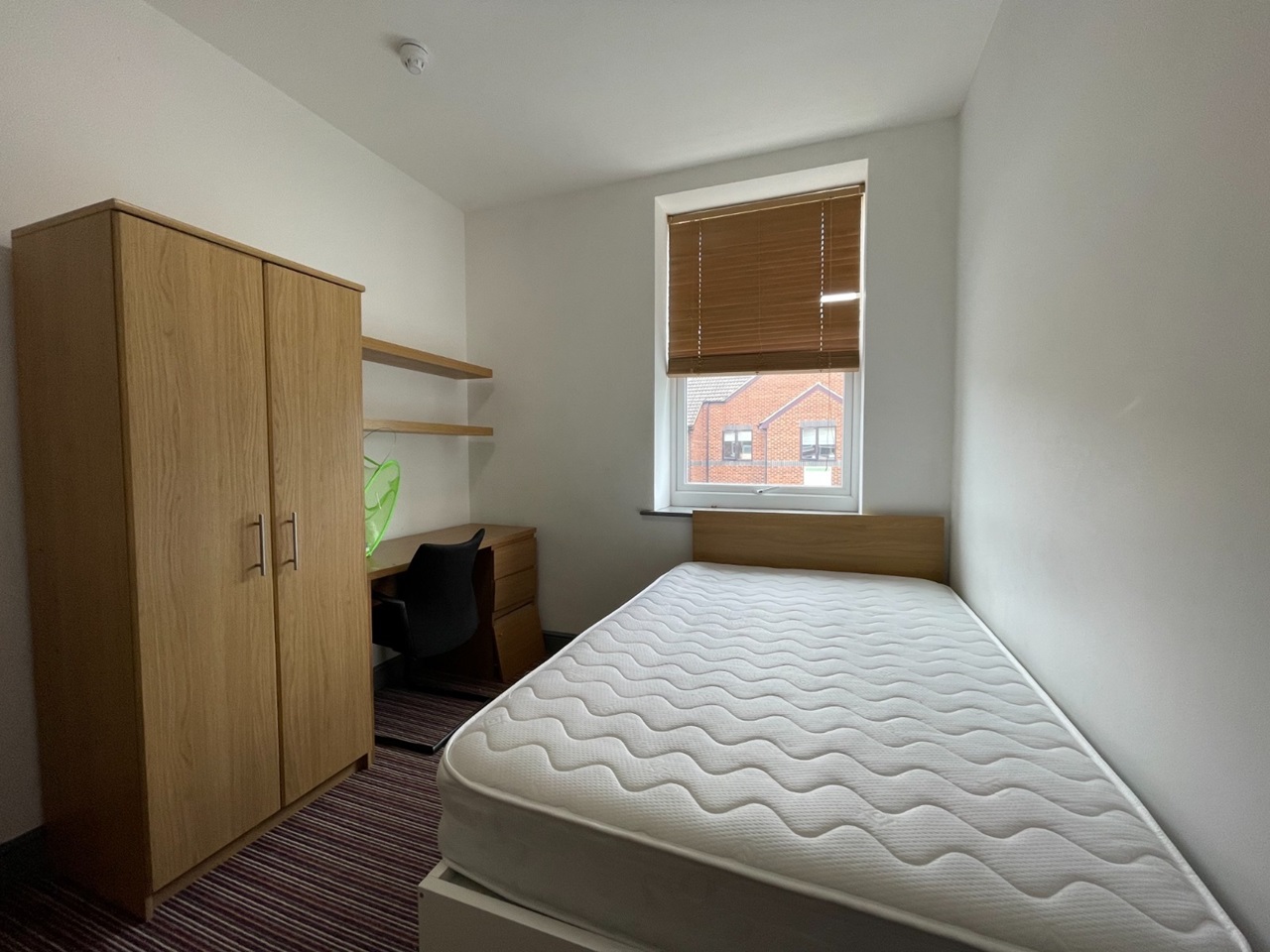 Sunderland Room in a Shared Flat, Millfield House, SR4 To Rent Now